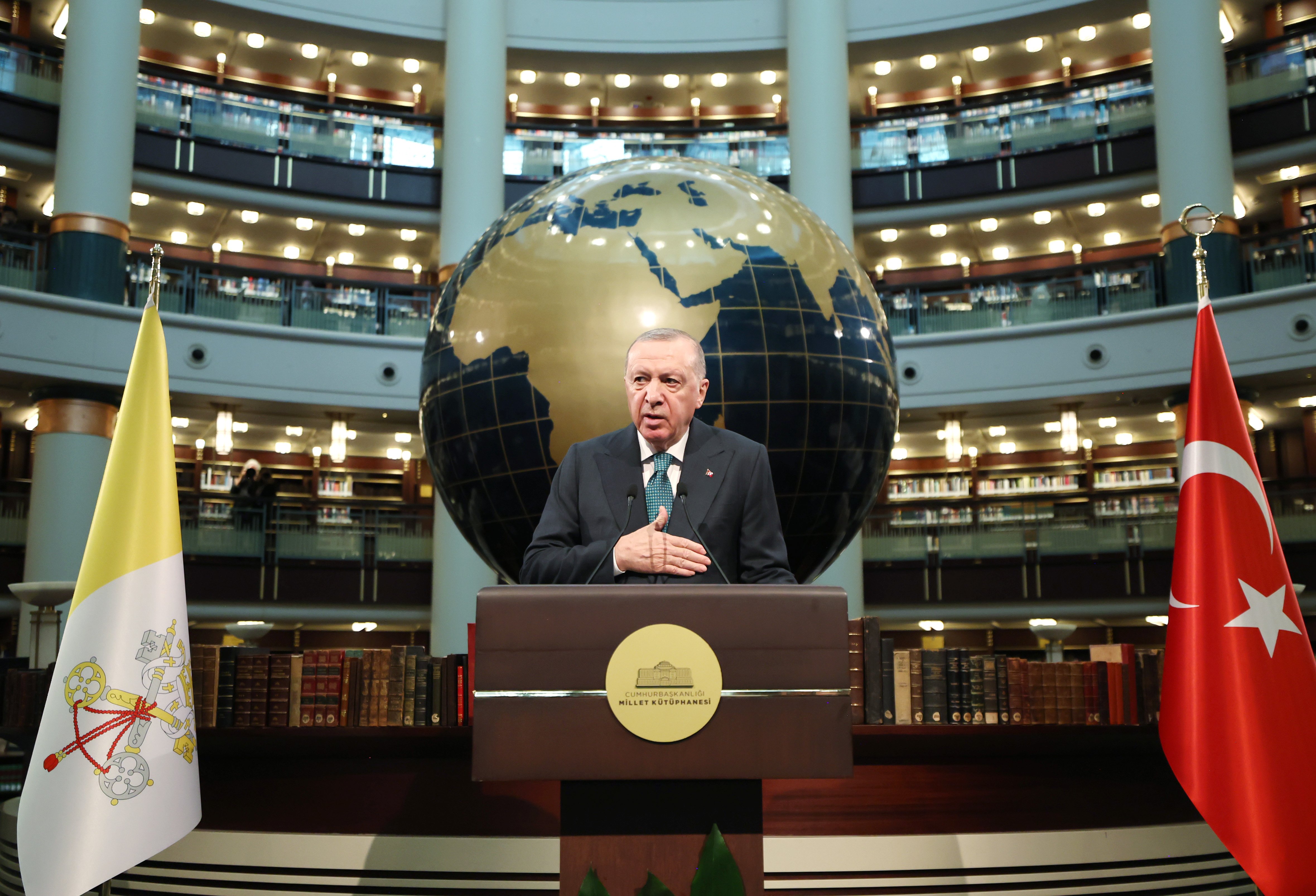 Cumhurbaşkanı Erdoğan’dan Çarpıcı Açıklama: Popülist Siyasetçiler Müslümanlara Yönelik Irkçılığı Körüklüyor