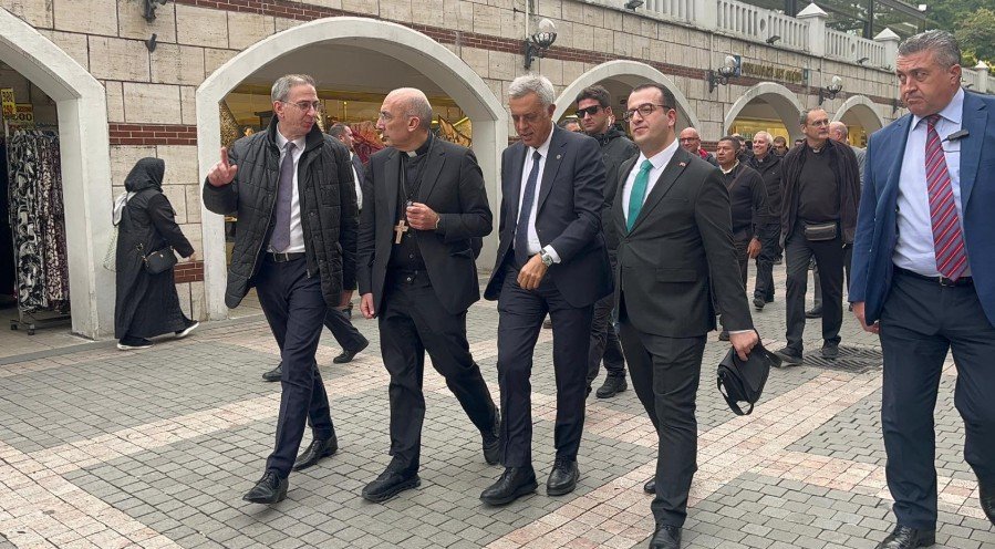 Vatikan Heyeti Bursa’da: Papa’nın Ziyaret Öncesi İznik’te Tarihi İnceleme