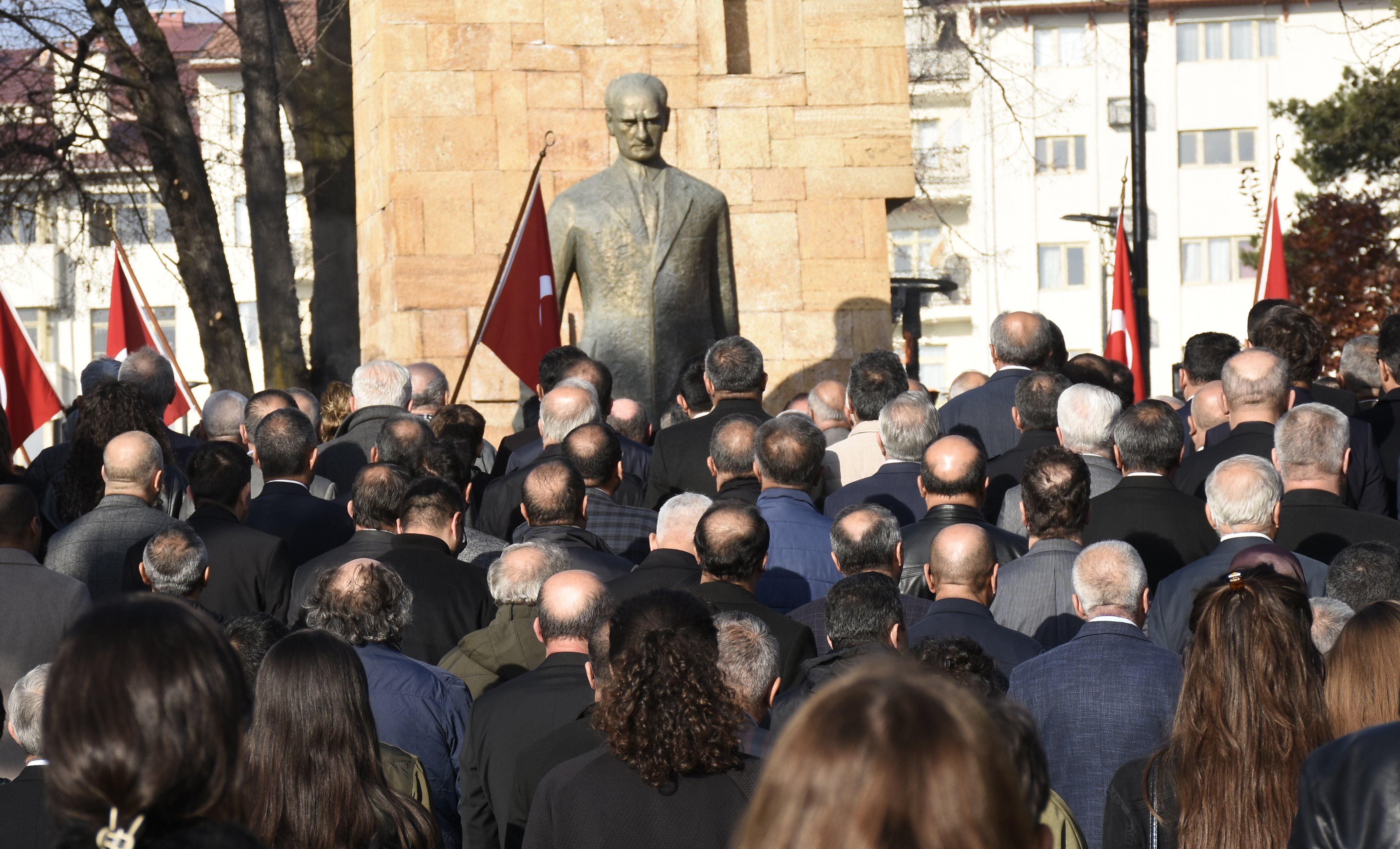 Sivas'ta 10 Kasım Atatürk'ü