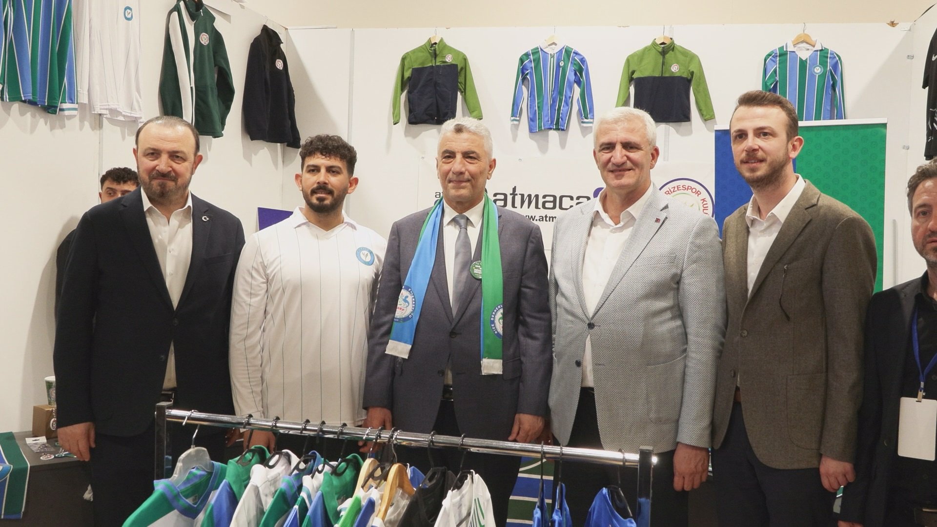 Bakan Bolat’tan Dilovası Yangını Açıklaması: ‘Bir Daha Tekerrür Etmemesi İçin Gereken Her Türlü Tedbiri Alacağız’