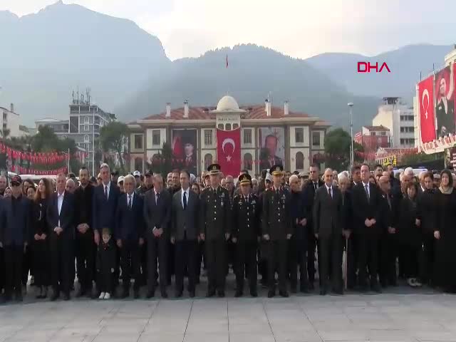 Manisa'da 10 Kasım Atatürk'ü