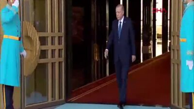 Cumhurbaşkanı Erdoğan, KKTC Cumhurbaşkanı Erhürman’ı Resmi Törenle Karşıladı