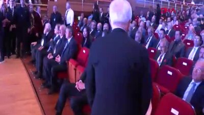 İzmir Teknoloji ve İnovasyonda Oyun Kurucu Olma Yolunda İlerliyor