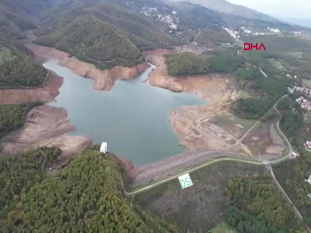 Yalova'da Gökçe Barajı'nda su