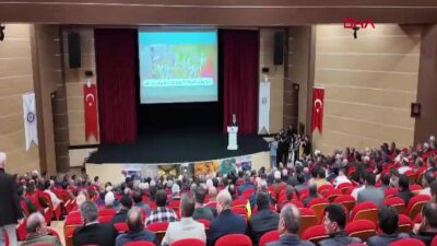 Burdur'da düzenlenen Muhtarlar Akademisi eğitim