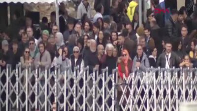 Vatikan'ın ruhani lideri Papa 14.