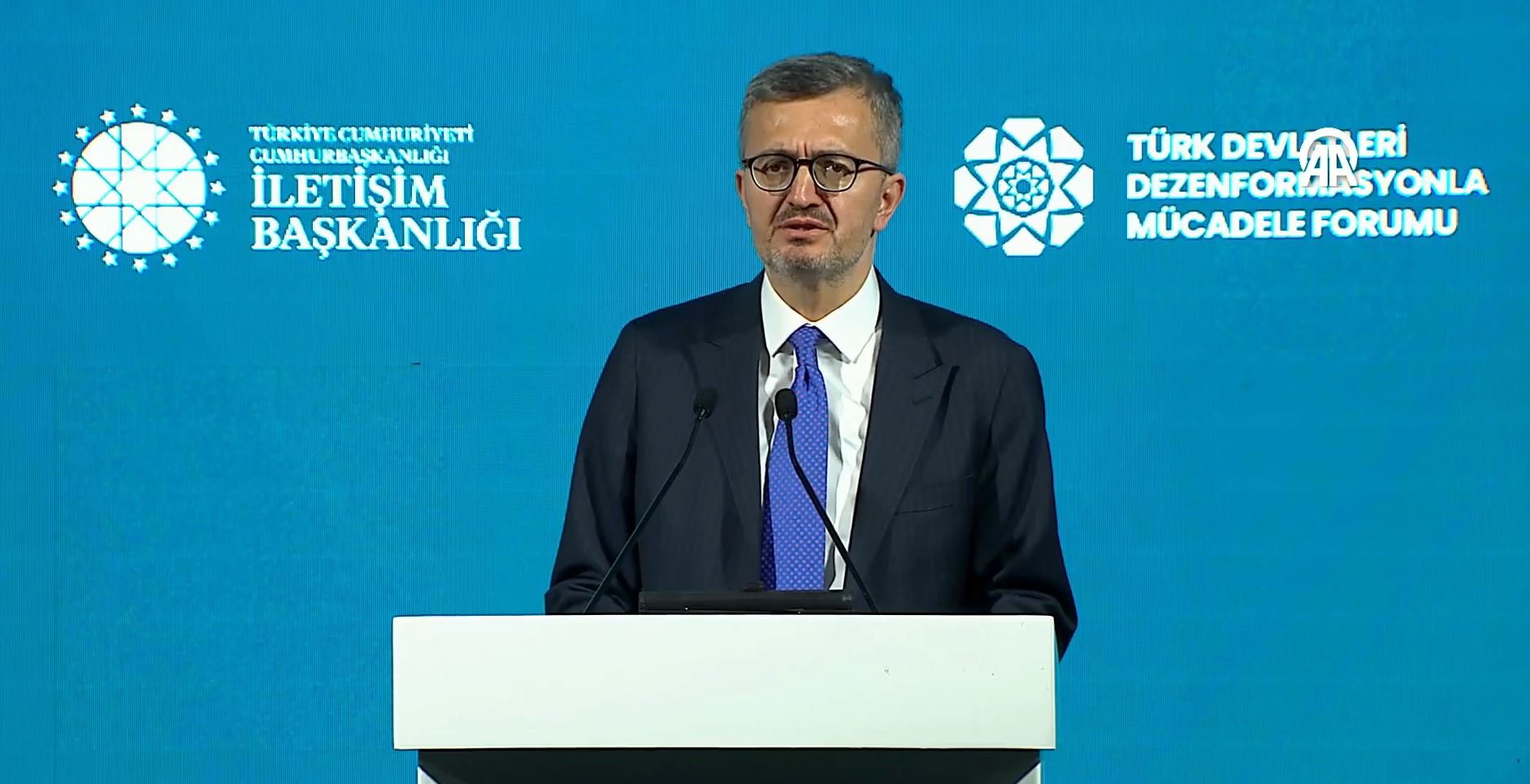 İletişim Başkanı Burhanettin Duran, Türk