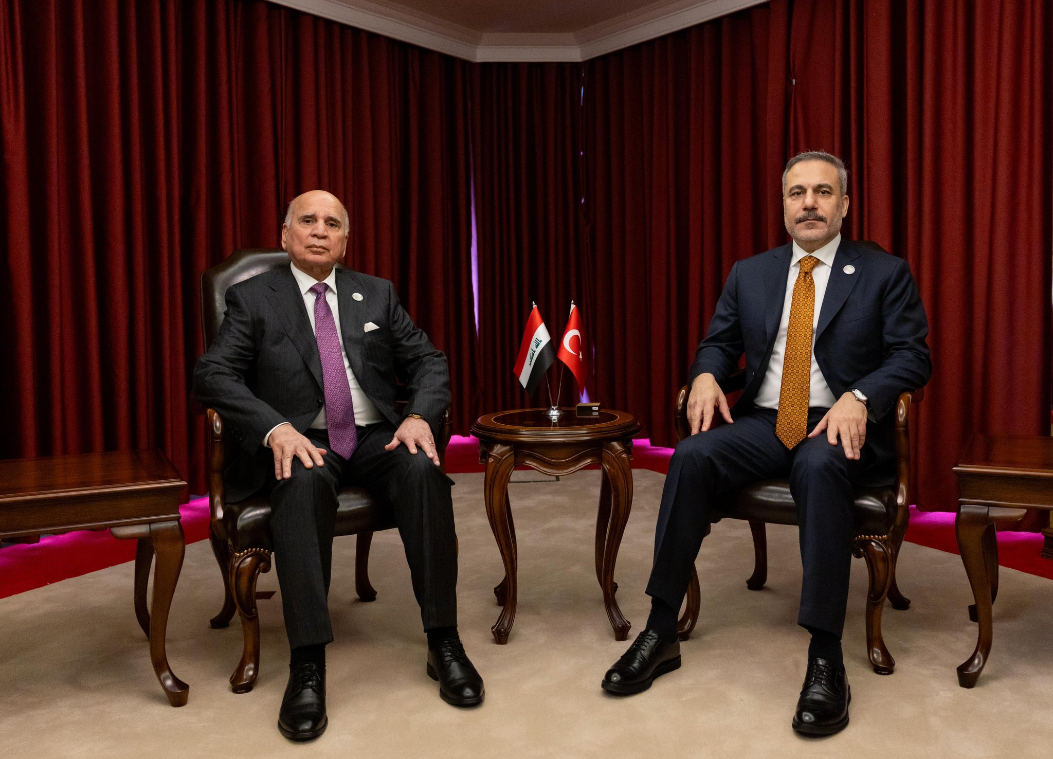 Dışişleri Bakanı Hakan Fidan, Doha’da Irak Dışişleri Bakanı Fuad Hüseyin ile Görüştü