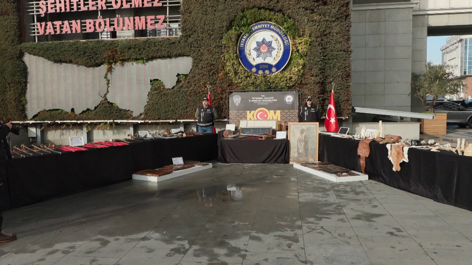 İstanbul’da Tarihi Eser Kaçakçılığına Büyük Darbe: 6 Bin 206 Obje Ele Geçirildi