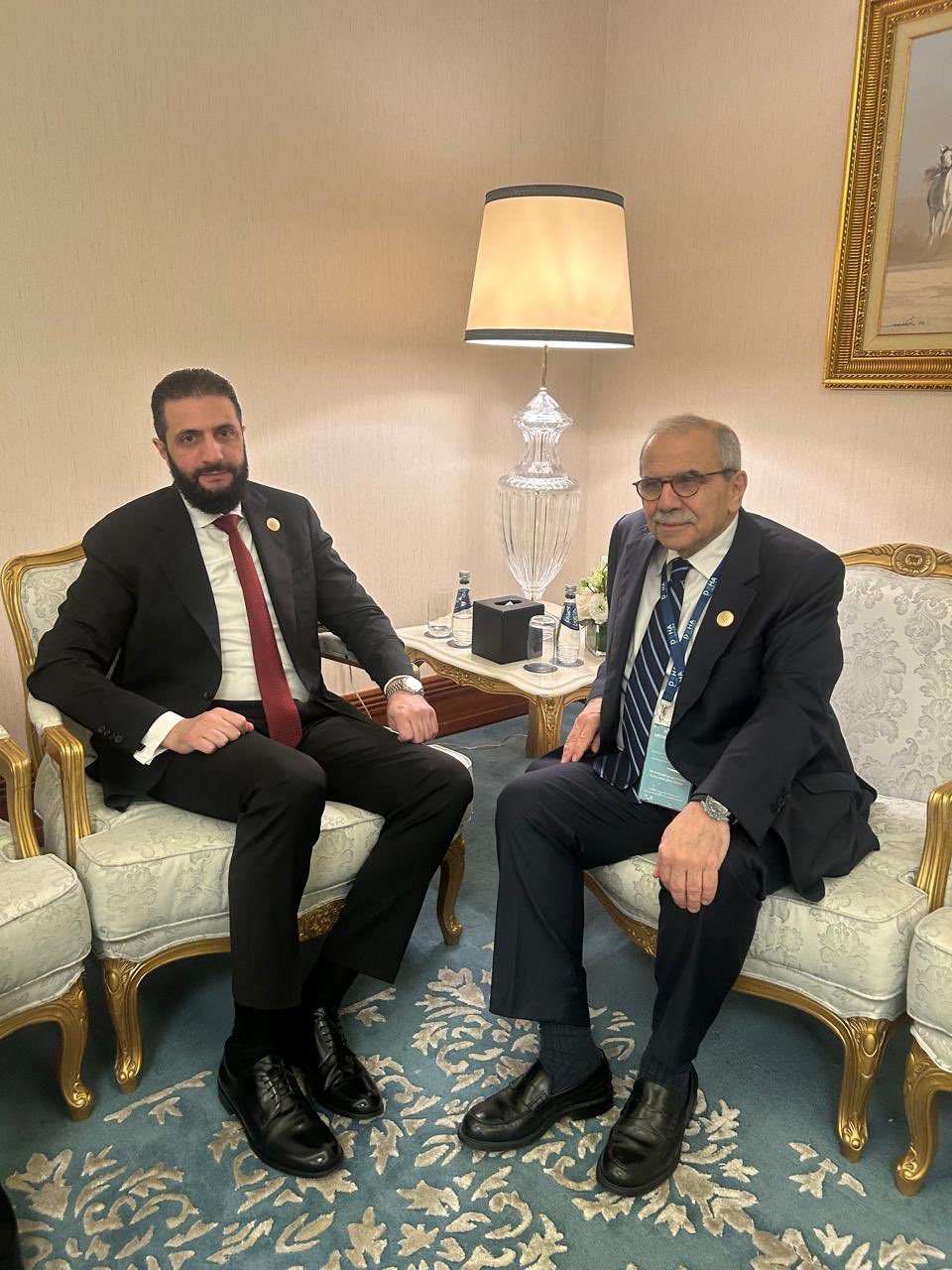 Doha’da Kritik Görüşme: Lübnan Başbakanı Selam ve Suriye Cumhurbaşkanı Şara Bir Araya Geldi