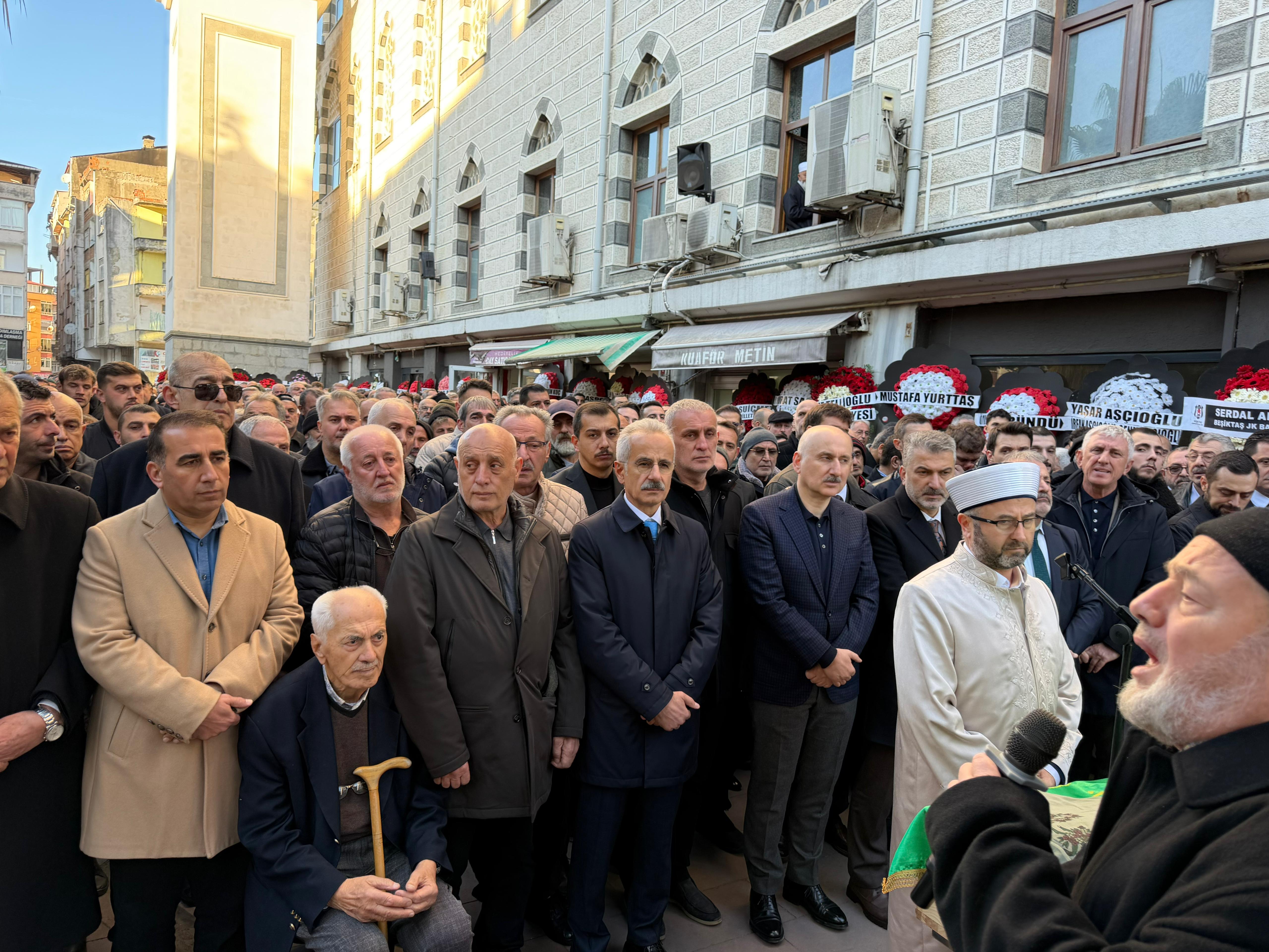 Ulaştırma ve Altyapı Bakanı Abdulkadir