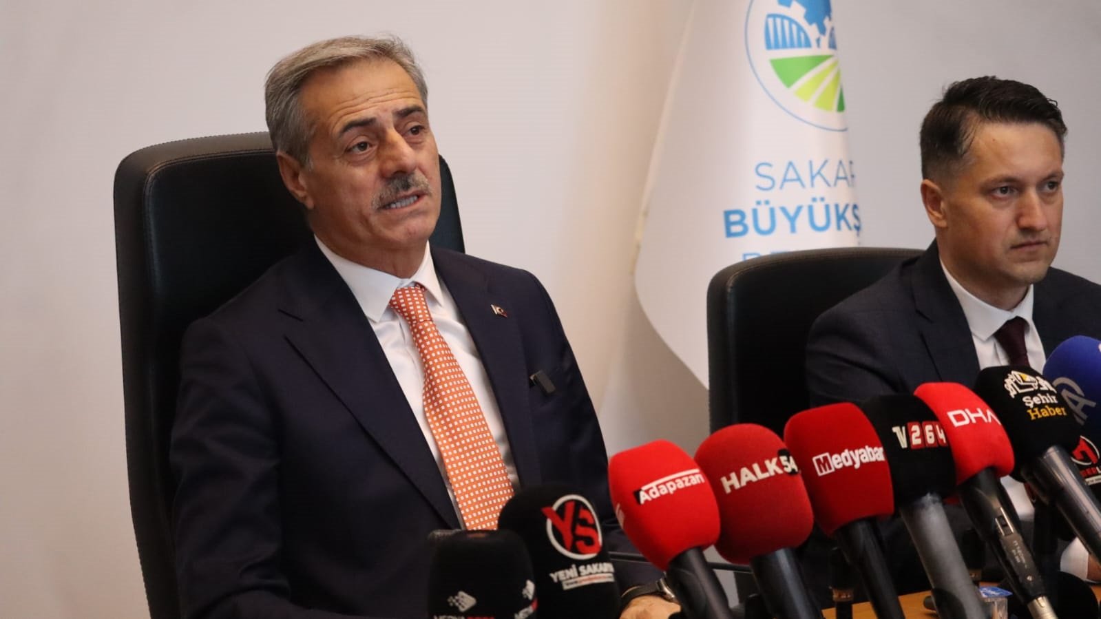 Başkan Alemdar’dan Sapanca Gölü’ne Sert Müdahale: ‘Kimsenin İnsafına Bırakamayız!’