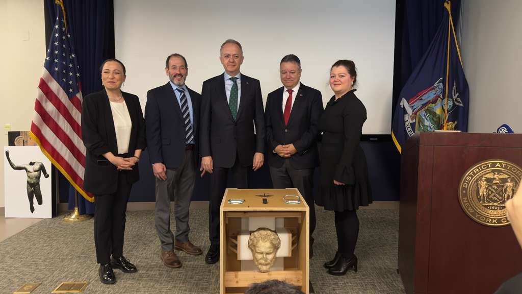 Kültür ve Turizm Bakanı