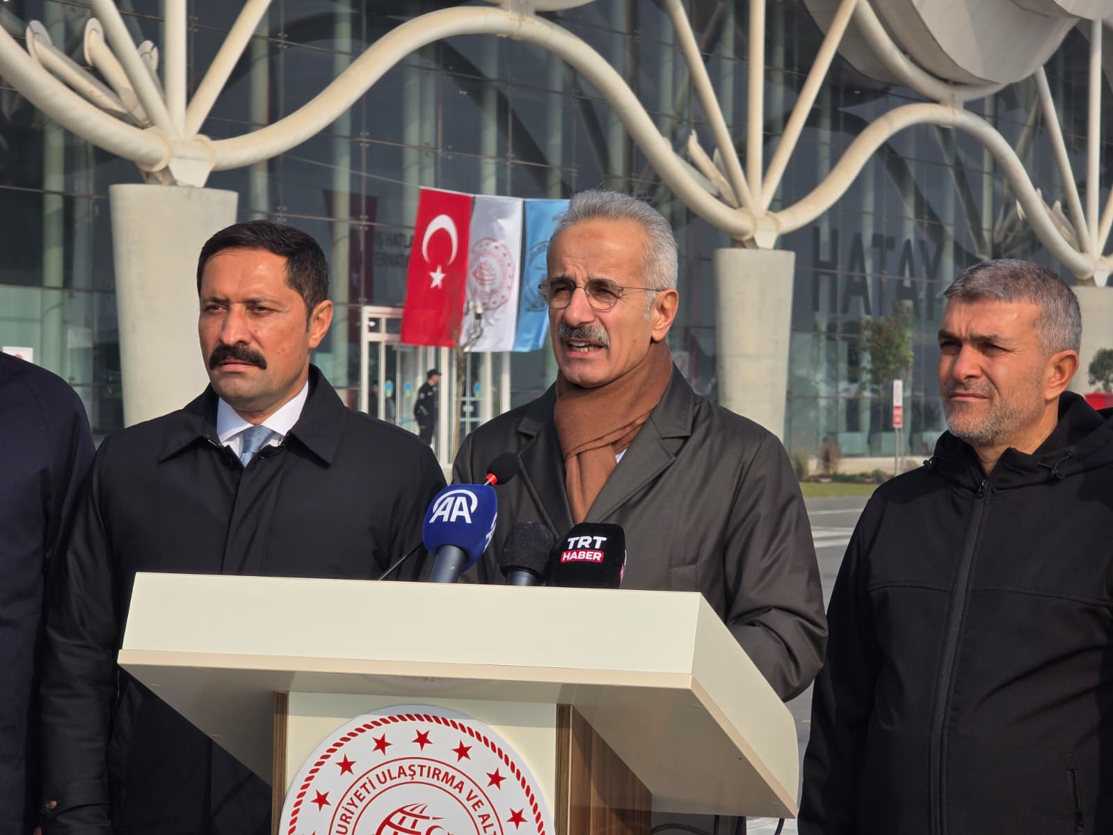 Ulaştırma ve Altyapı Bakanı Abdulkadir