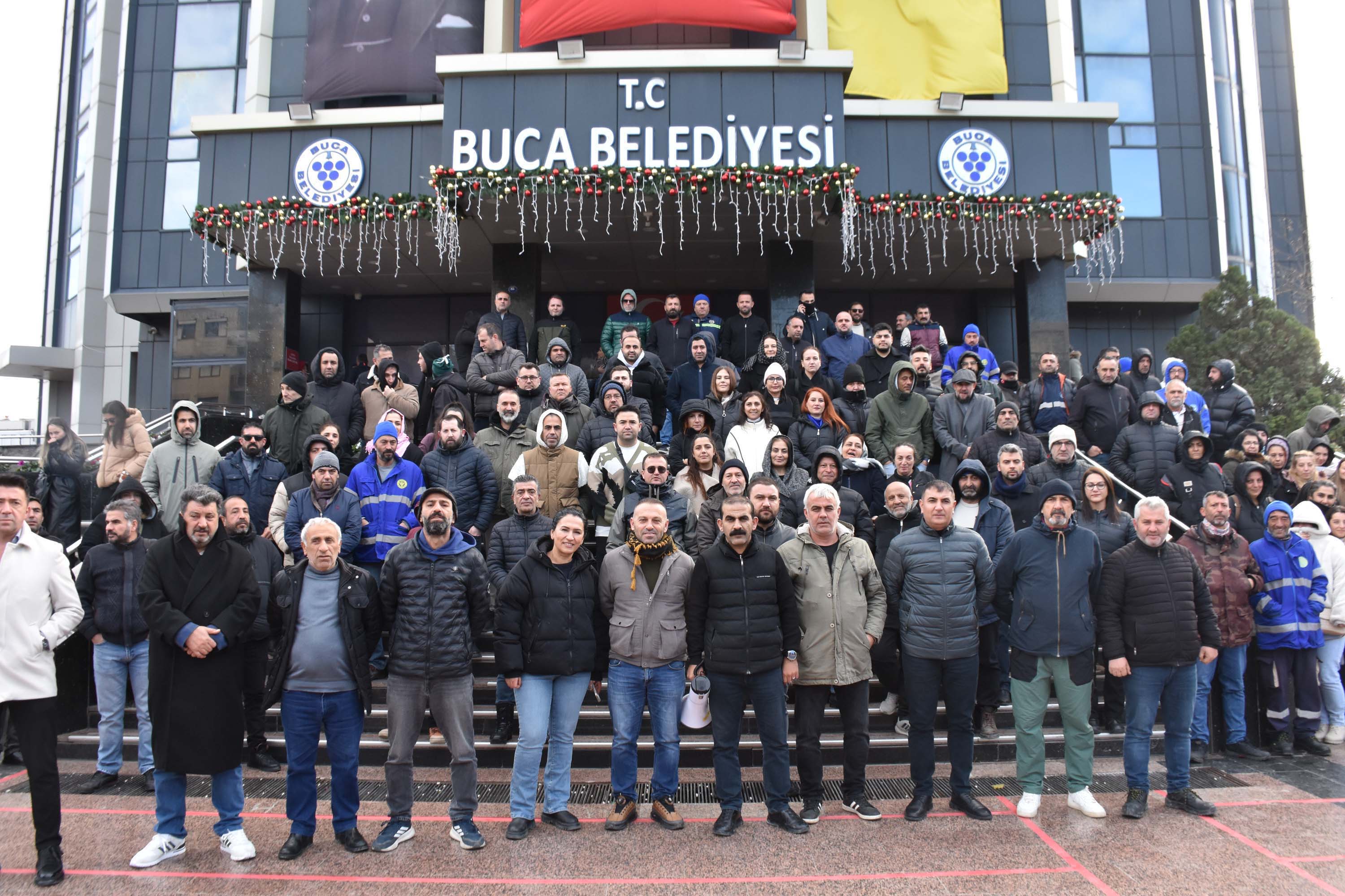 Buca Belediyesi işçilerinin maaşlarını alamaması