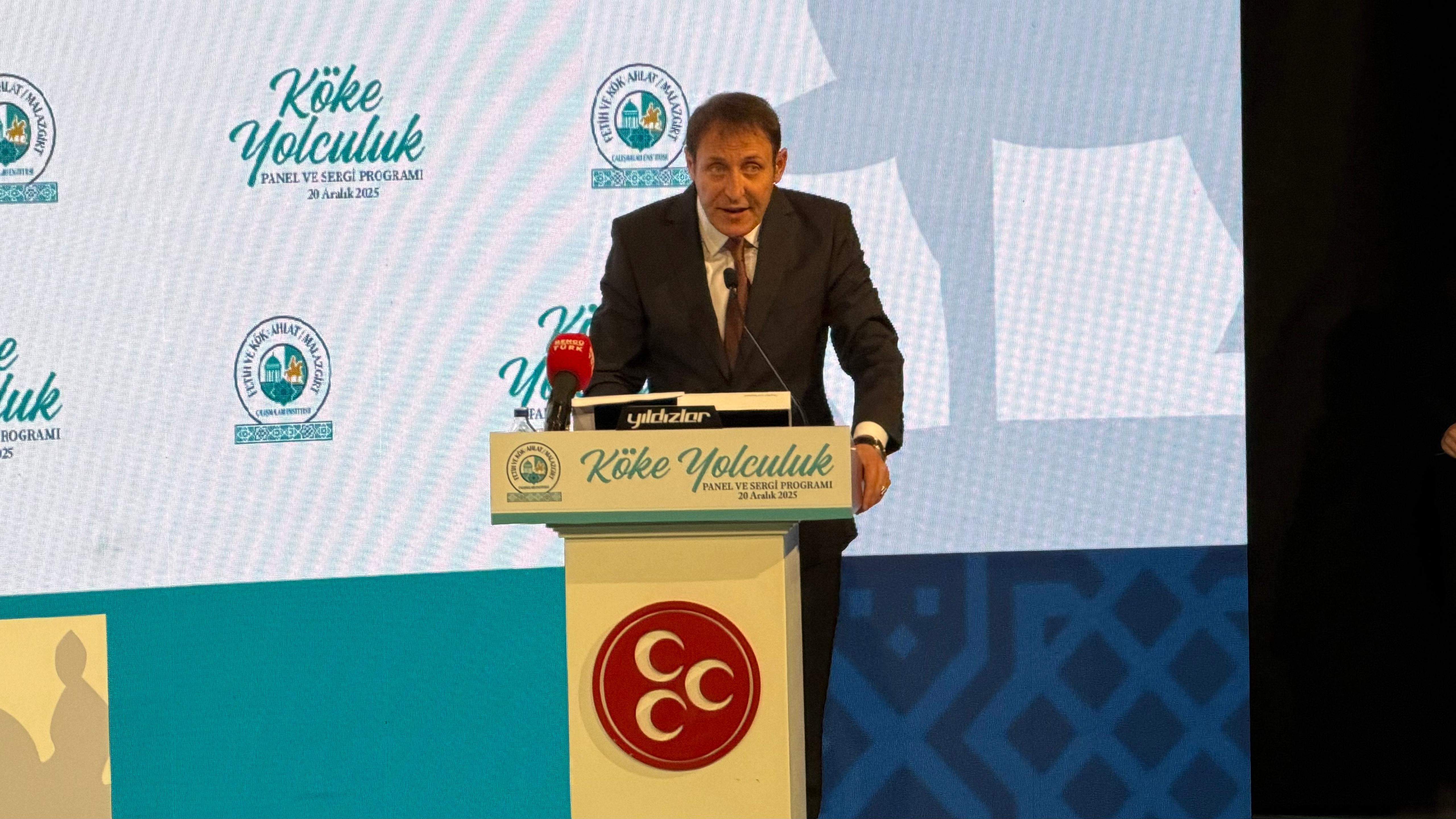 MHP Genel Merkezi'nde düzenlenen 'Köke