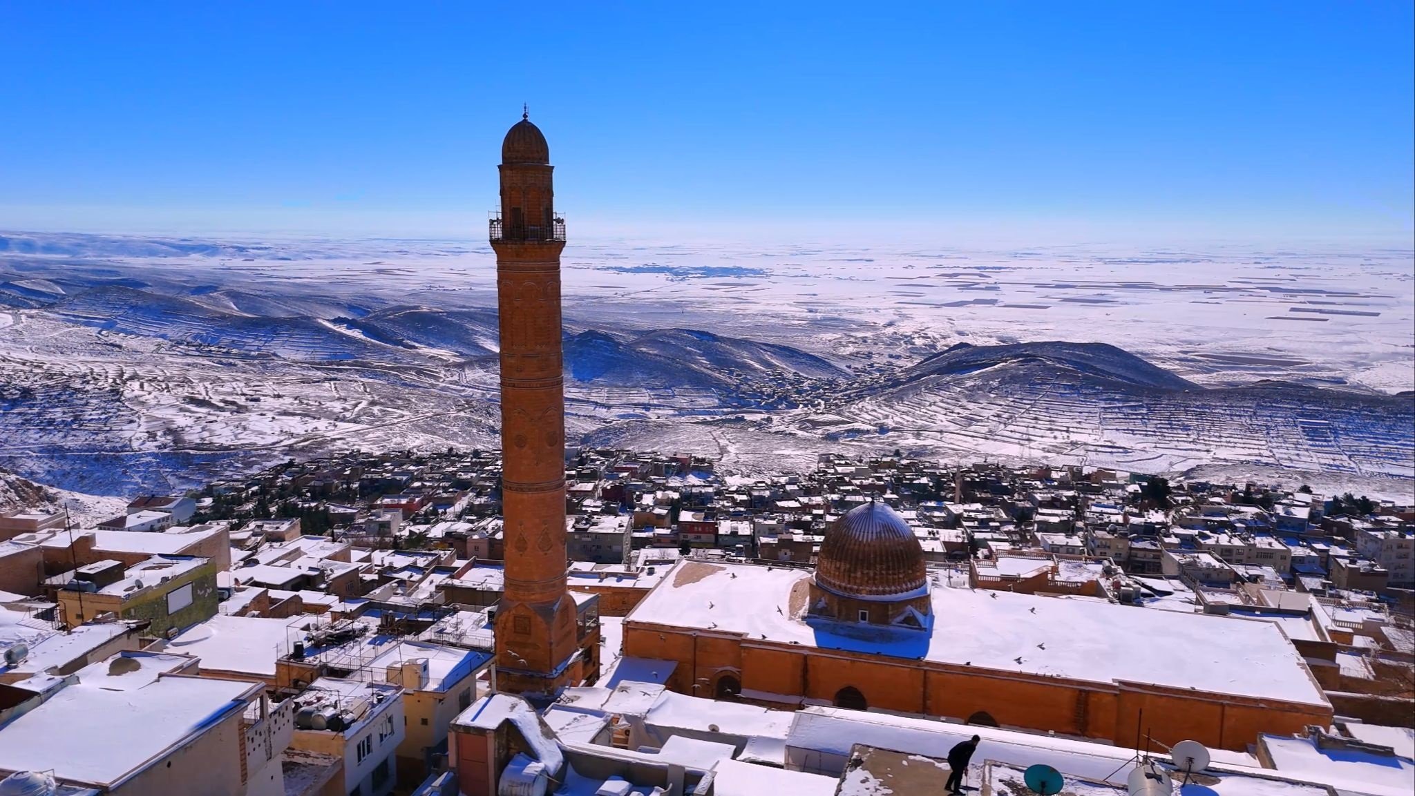 Mardin'de etkili olan kar yağışı