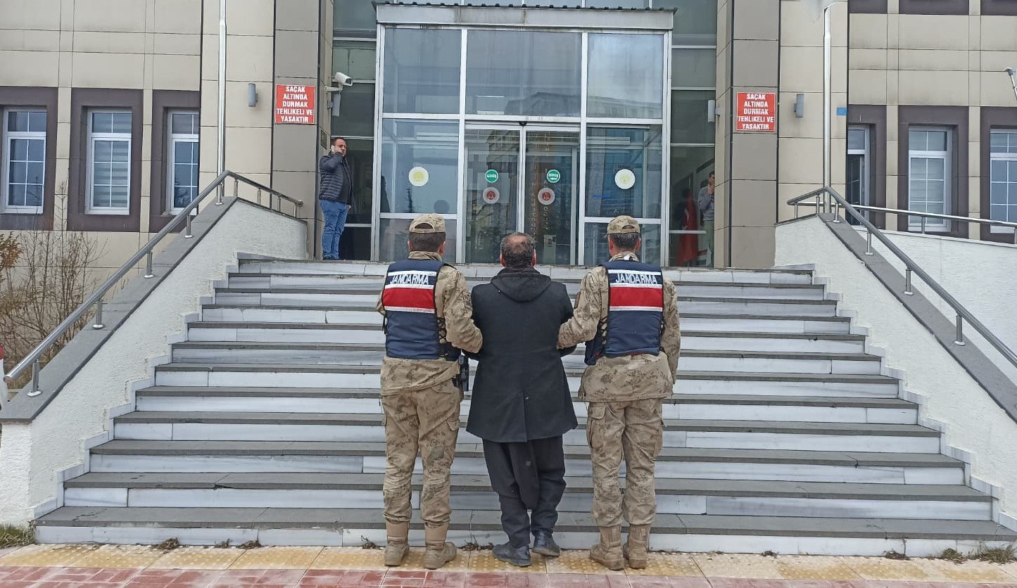 Bitlis Jandarması, Tatvan'da düzenlediği operasyonda