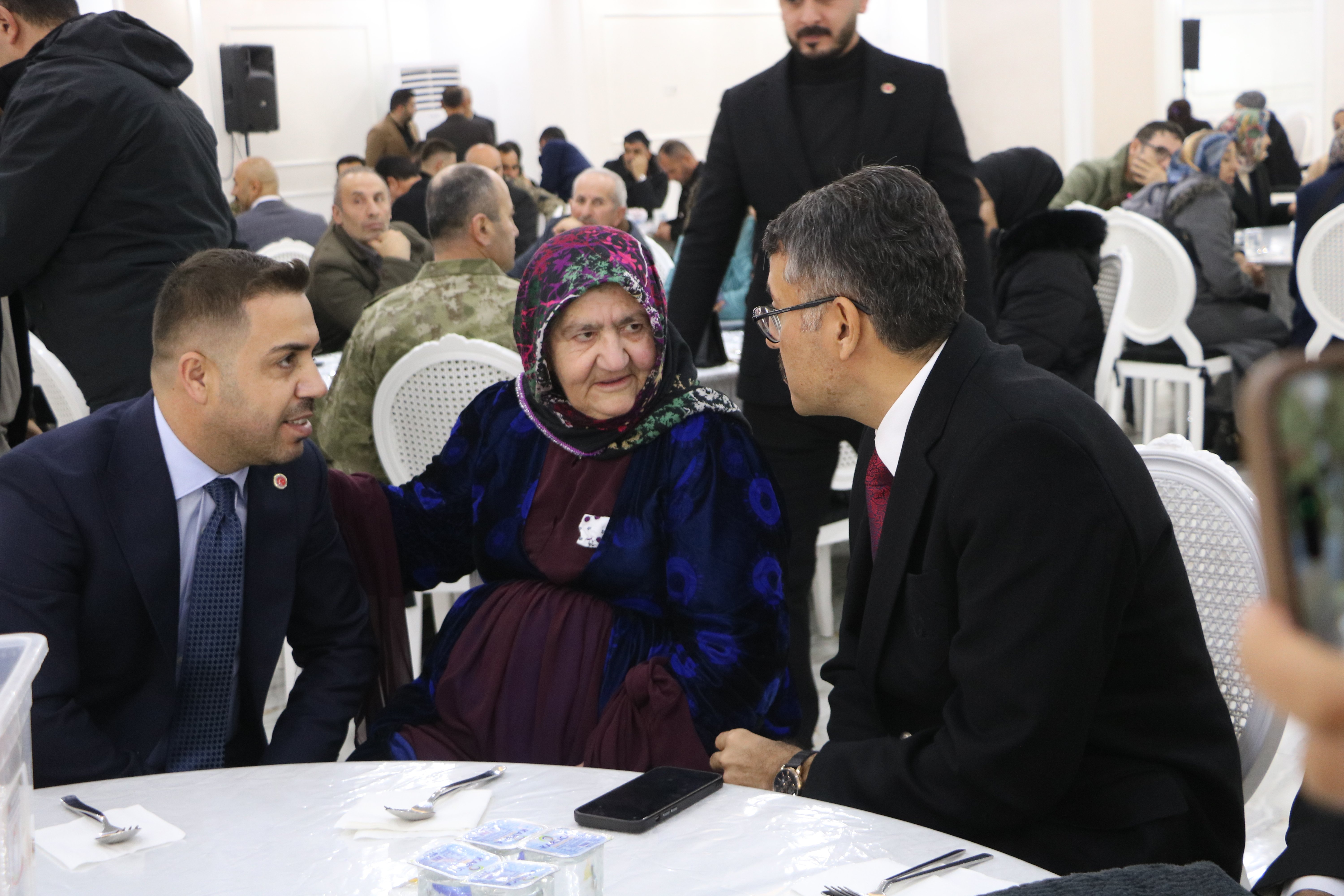 Yüksekova’da Şehit Aileleri ve Gaziler ‘Milli Birlik’ Programında Buluştu