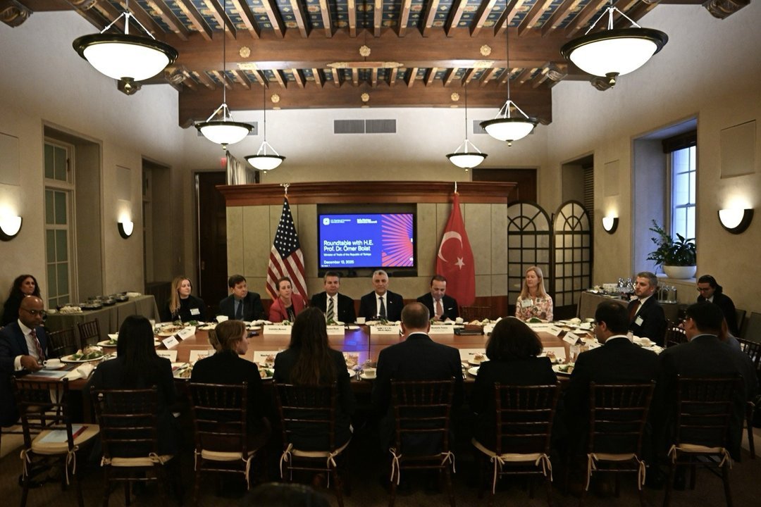 Ticaret Bakanı Bolat ABD’de Kritik Temaslarda: Hedef 100 Milyar Dolar Ticaret Hacmi