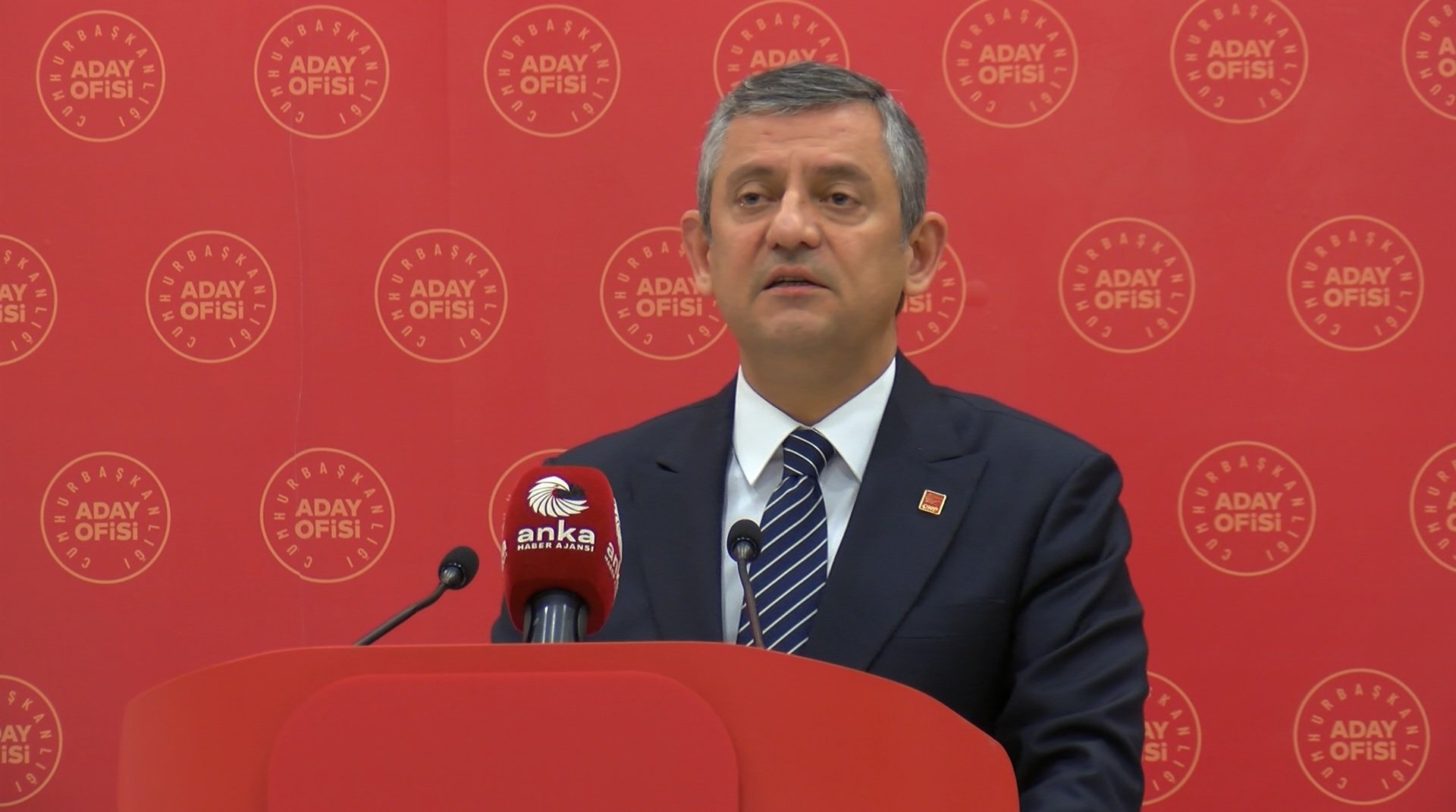 CHP Genel Başkanı Özgür Özel,