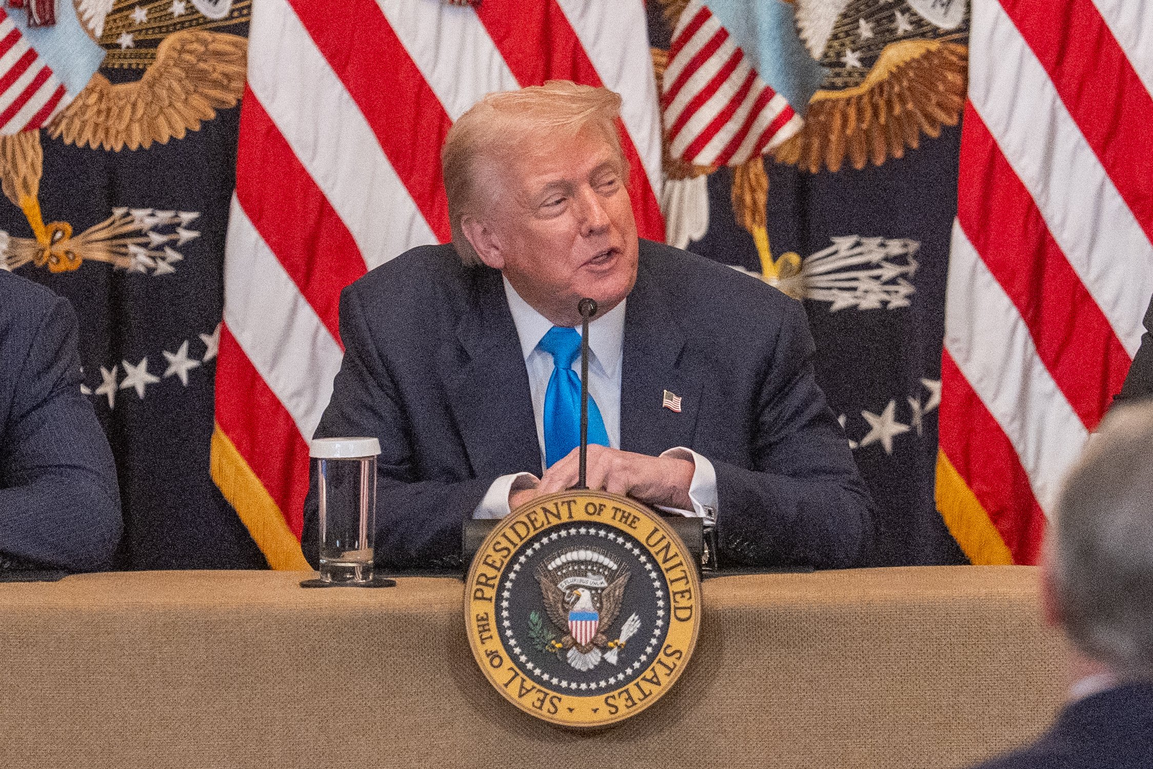 Trump’tan Fed’e Çağrı: ‘Ben Akıllı Bir Sesim ve Dinlenmeliyim’