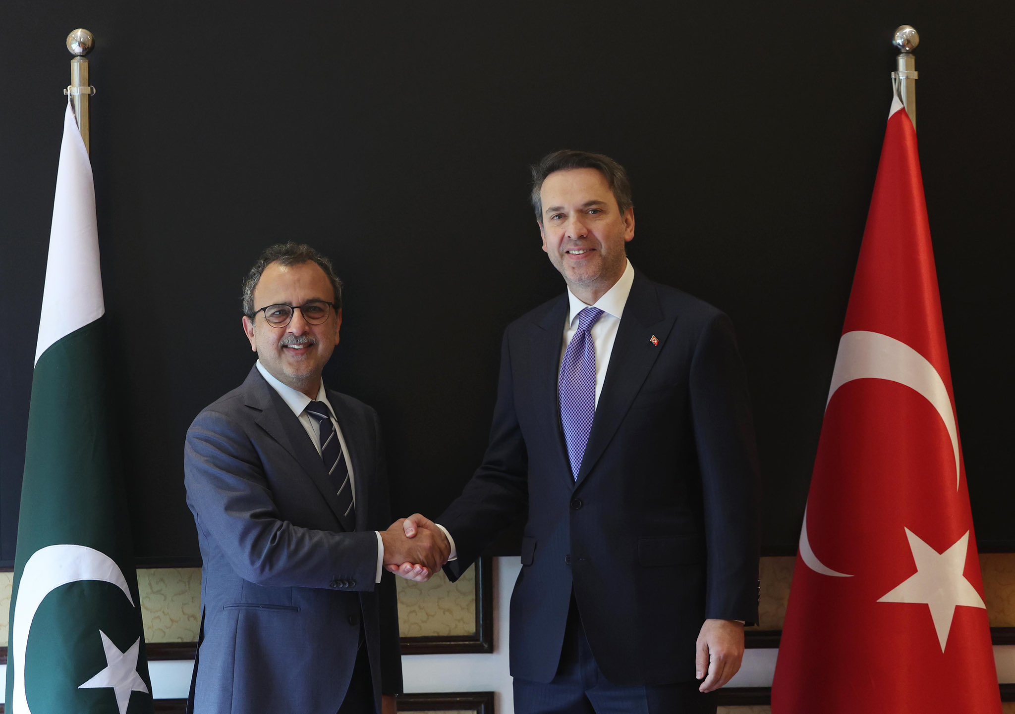 Enerji ve Tabii Kaynaklar Bakanı