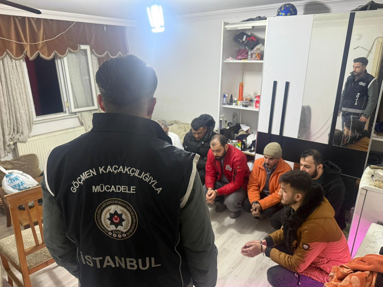 İstanbul Bağcılar'da düzenlenen operasyonda 78