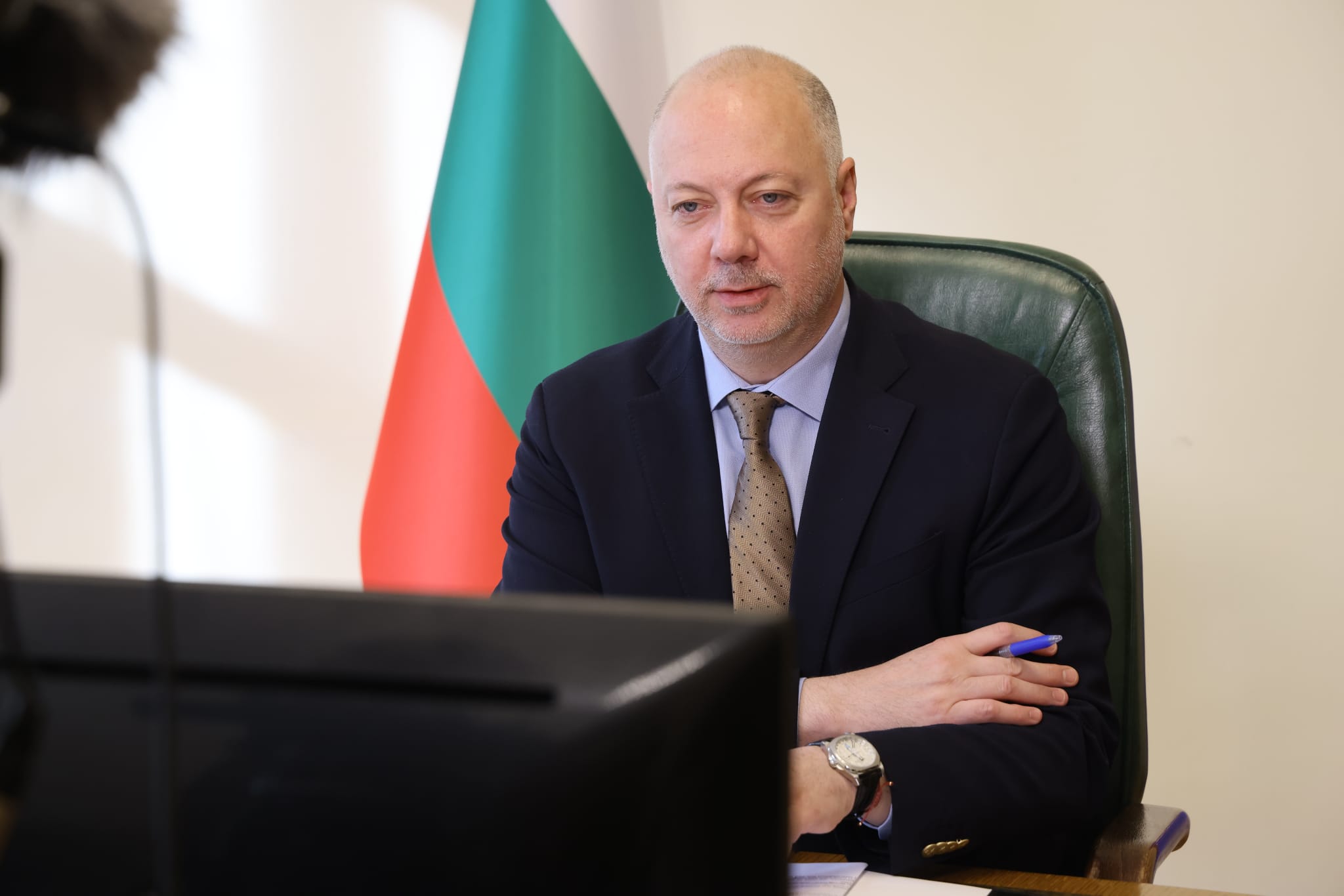 Bulgaristan Başbakanı Jelyazkov, Toplumsal Protestolar Nedeniyle İstifa Etti