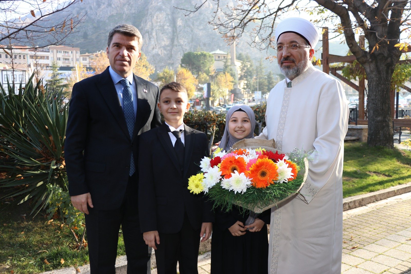 Diyanet İşleri Başkanı Arpaguş, Amasya’da Vali ve Belediye Başkanı ile Görüştü