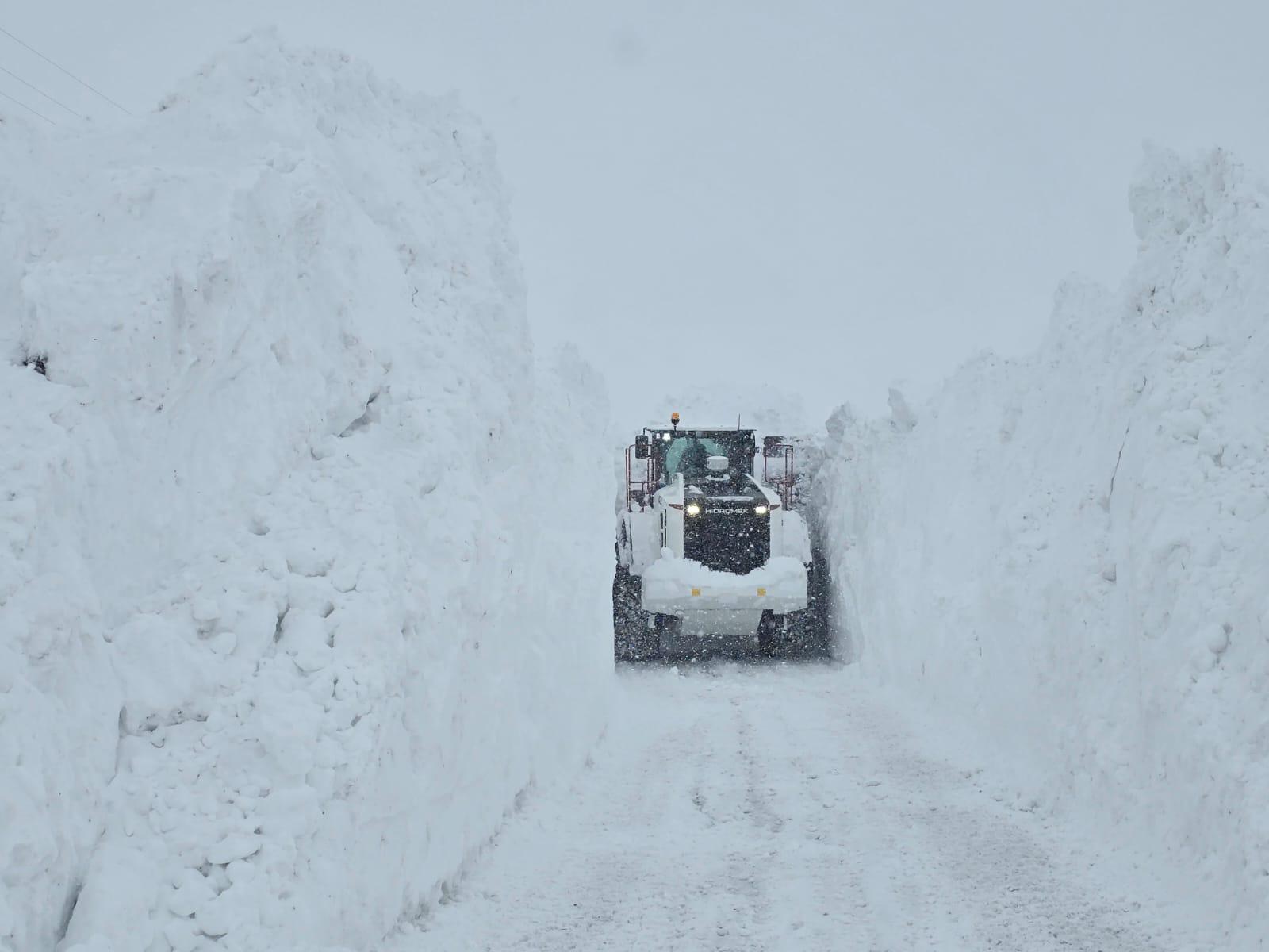 Şırnak'ın Beytüşşebap ilçesinde kar kalınlığı