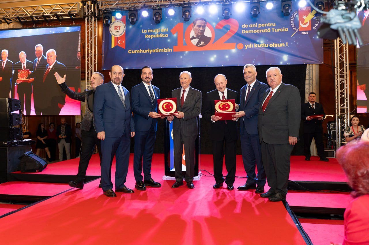 Romanya’daki Türk Toplumu Tarihi Adım Attı: STK’lar Tek Çatı Altında Birleşiyor