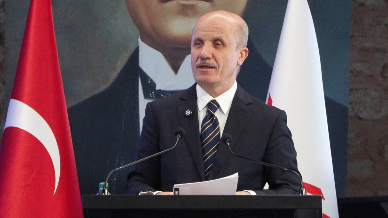 YÖK Başkanı Özvar’dan Gururlandıran Açıklama: 6 Üniversitemiz Dünyada İlk 500’e Girdi