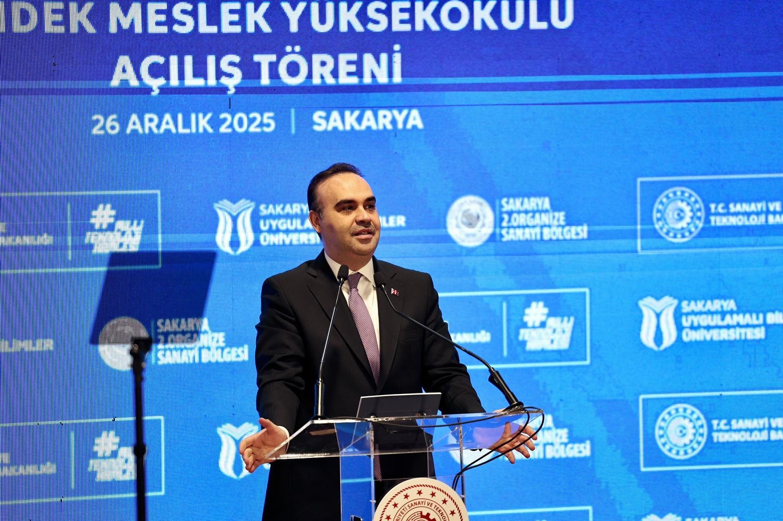 Sanayi ve Teknoloji Bakanı Mehmet