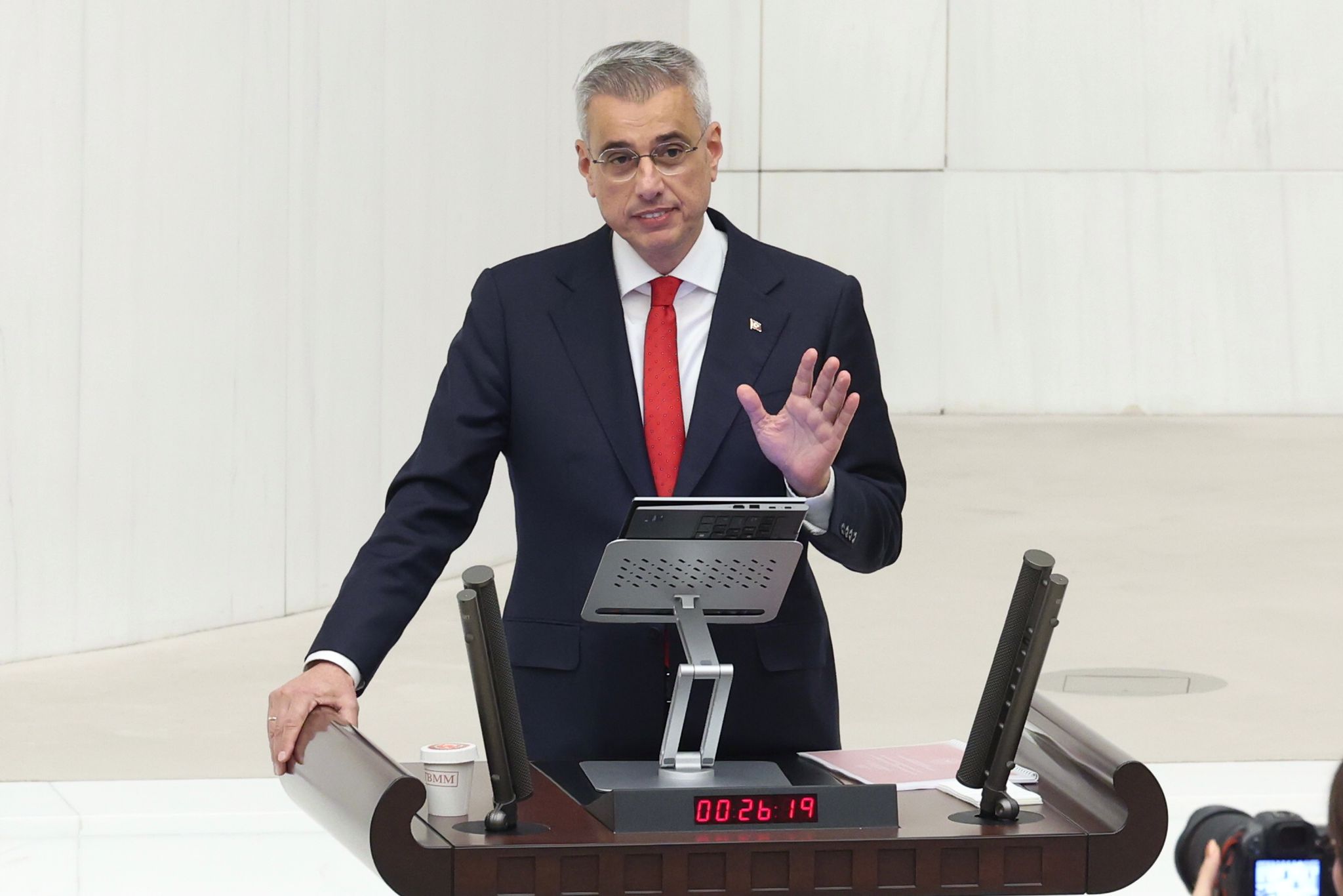 Bakan Memişoğlu’dan Çarpıcı Açıklama: ‘Hekim Göçü Algısı Gerçeği Yansıtmıyor, 2025’te Sadece 412 Hekim Gitti’