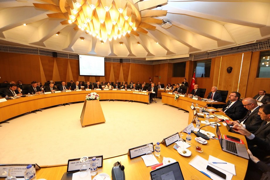 YÖK Başkanı Erol Özvar, YTÜ'de