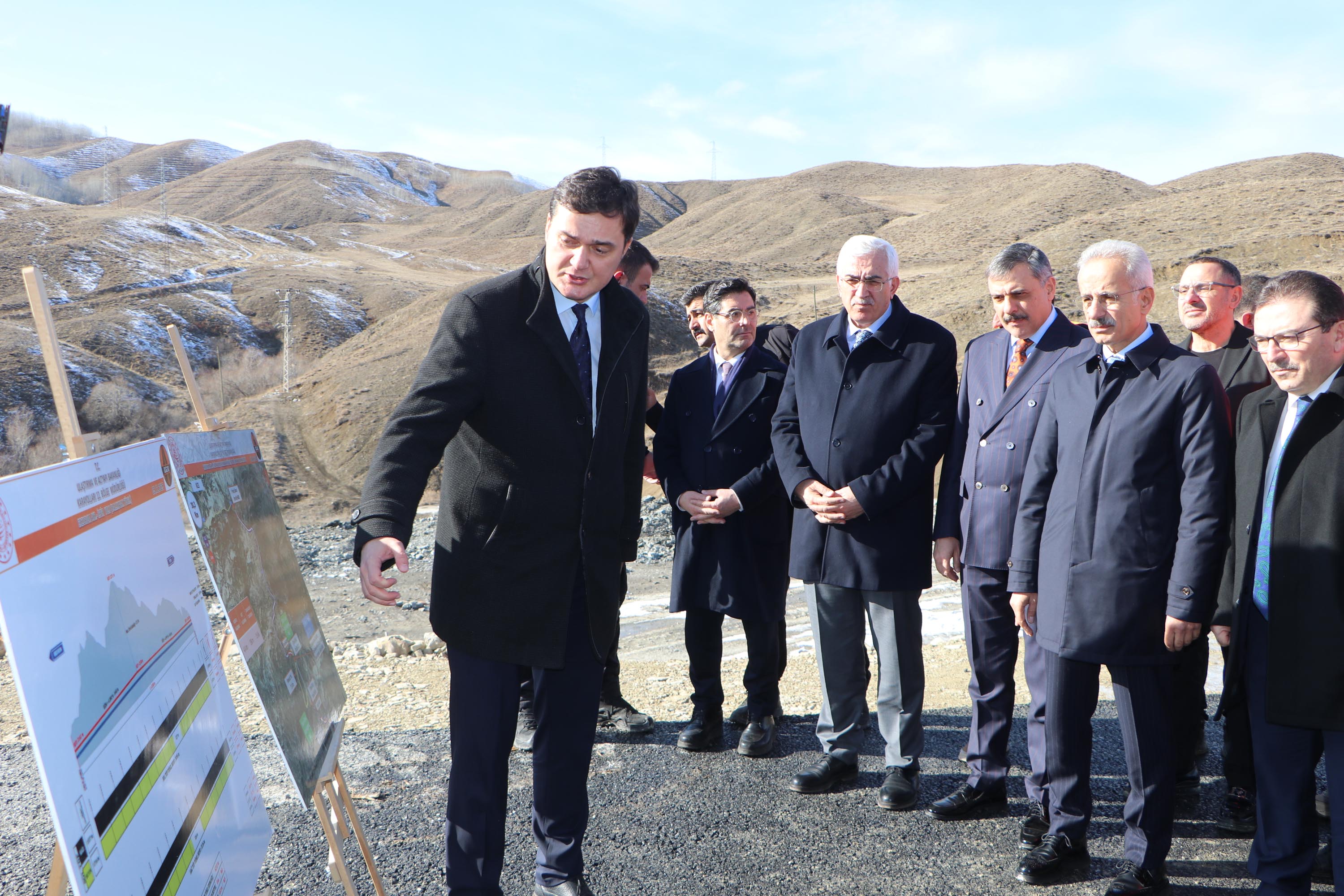 Bakan Uraloğlu Dallıkavak Tüneli’ni Kullandı: Erzurum-Rize Bağlantısı 2026’da Tamamlanıyor