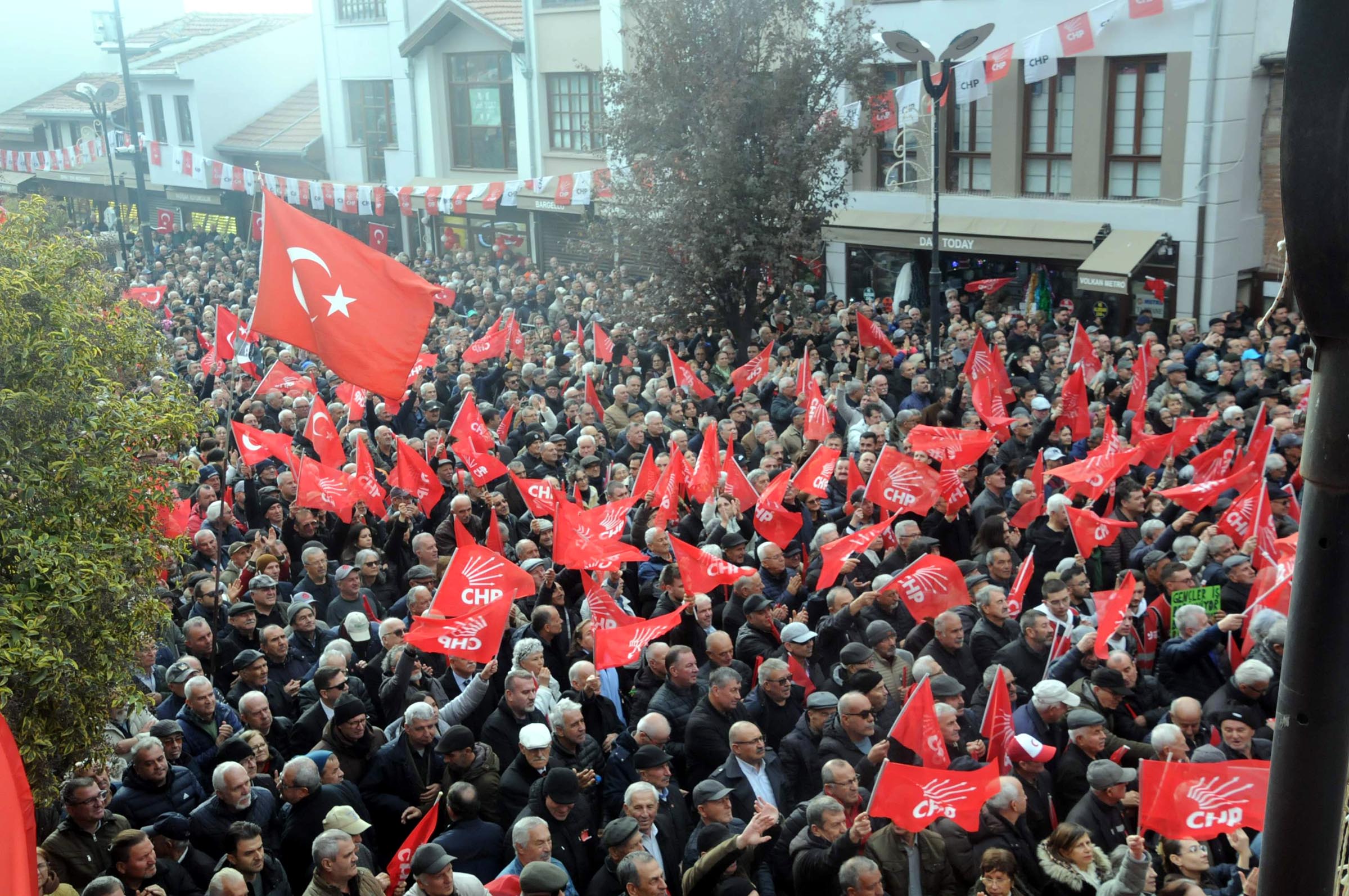 CHP Genel Başkanı Özgür Özel,