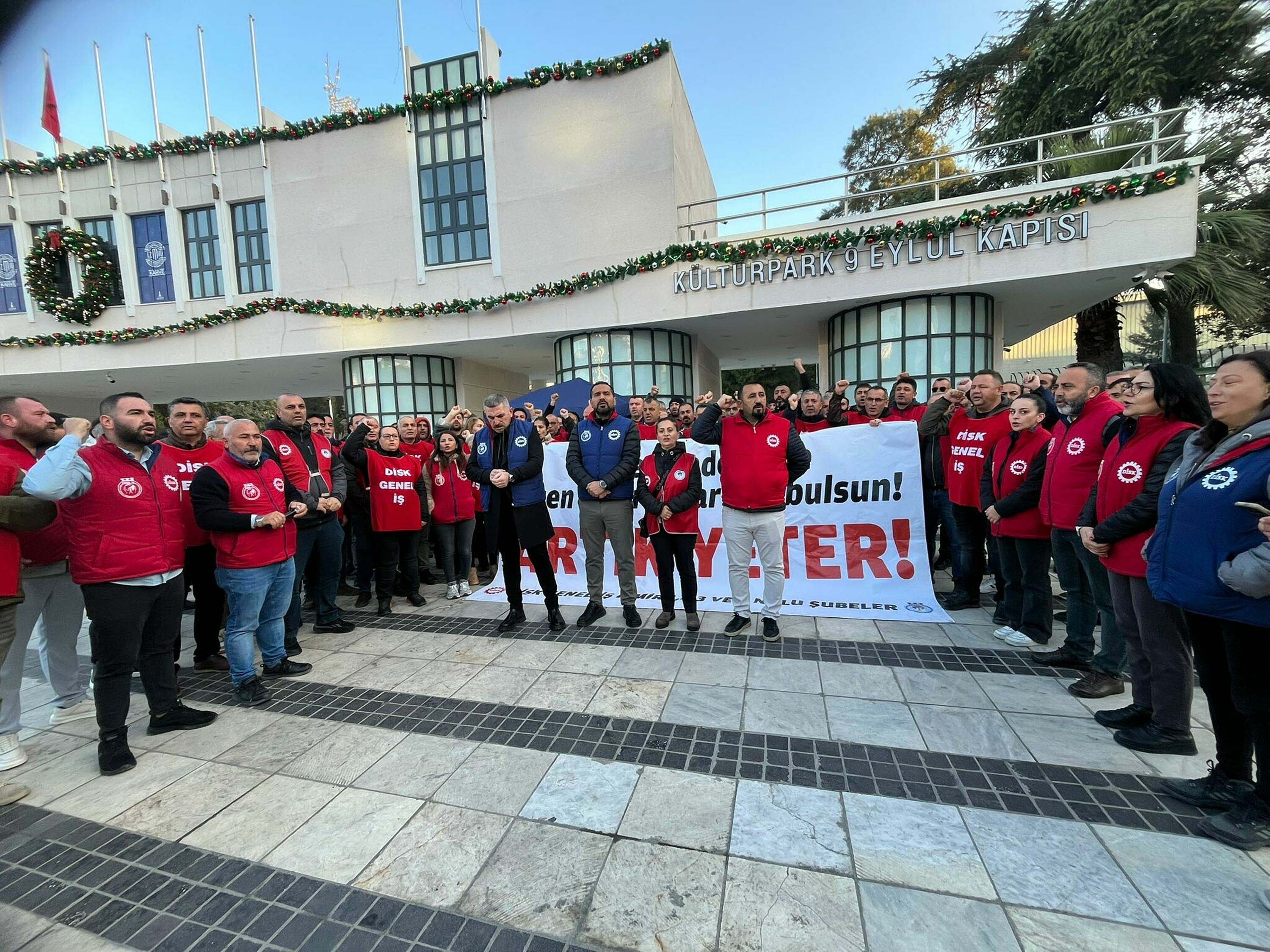 İzmir Büyükşehir Belediyesi iştiraklerinde çalışan