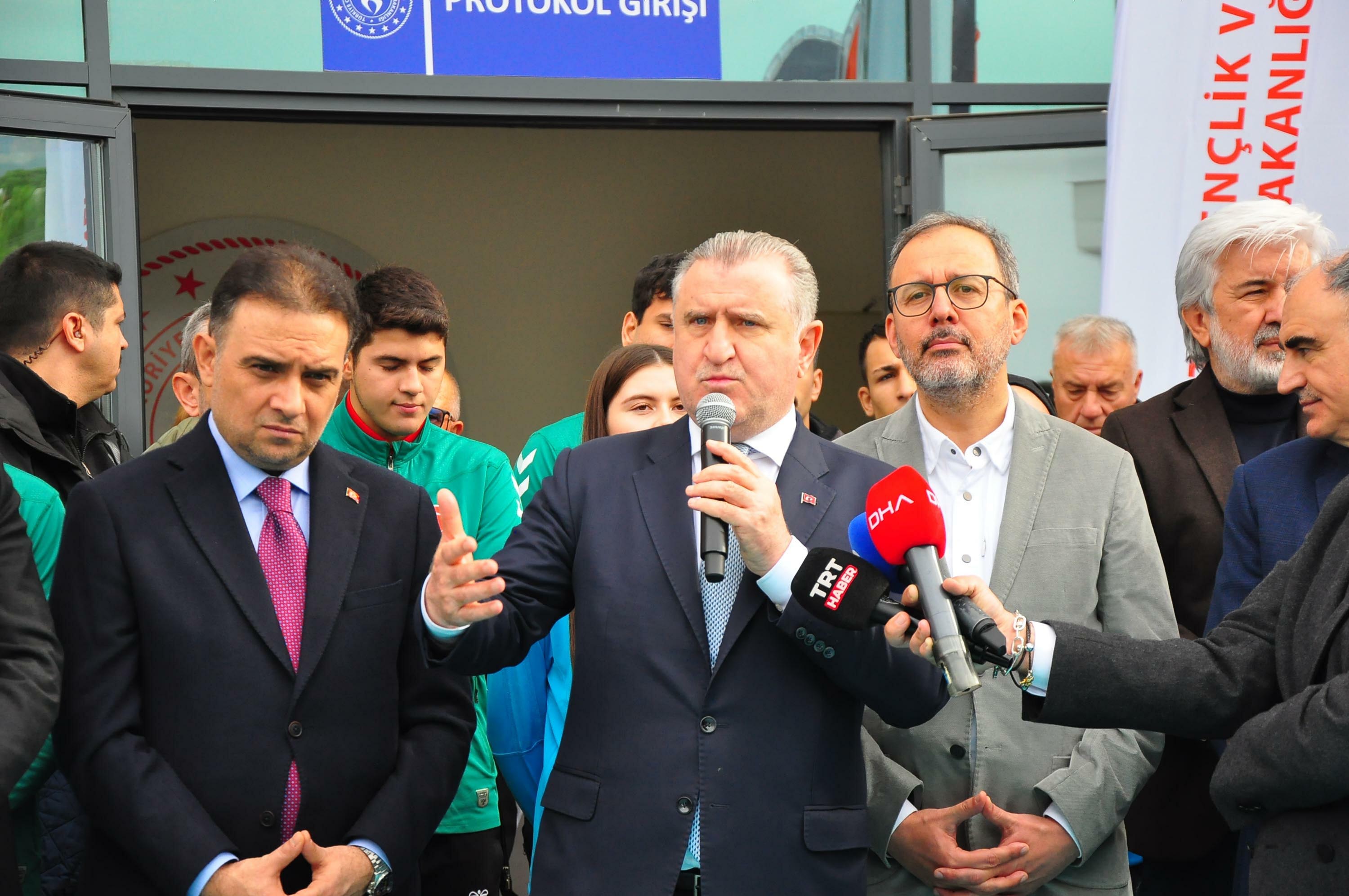 Bakan Bak: Türkiye Sporda Büyük Atılım Yaptı, 2032 Avrupa Şampiyonası’nın Büyük Kısmı Bizde Olacak