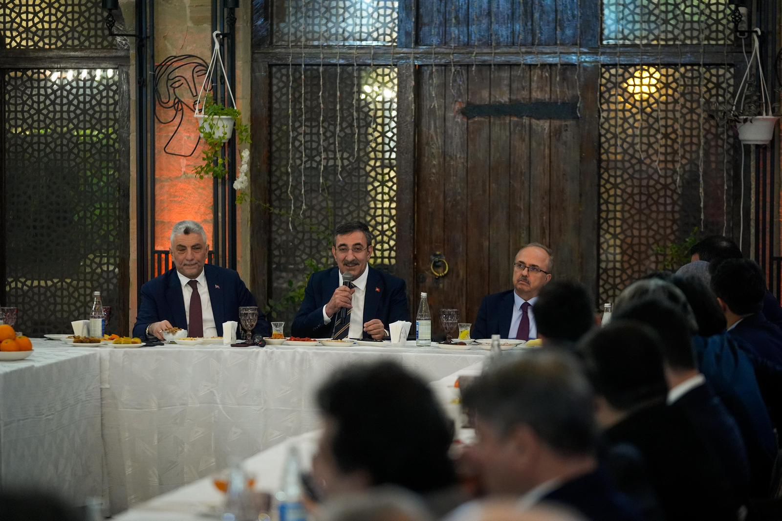 Cumhurbaşkanı Yardımcısı Cevdet Yılmaz, enflasyonun