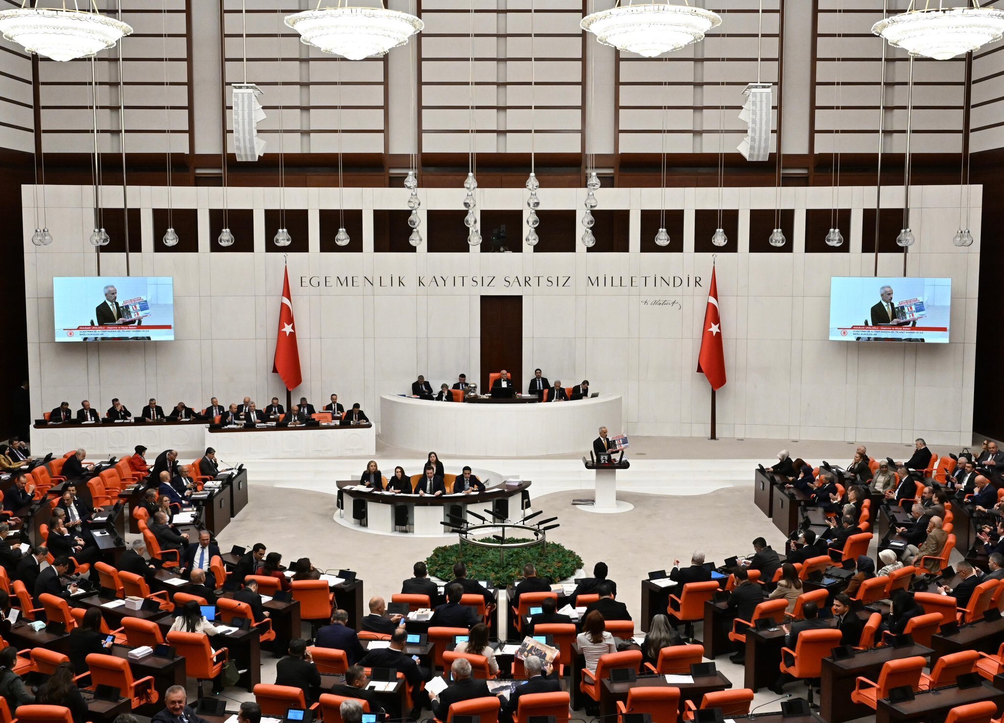 Bakan Uraloğlu’dan Çarpıcı Açıklama: ‘Türkiye’siz Güvenlik ve İstikrar Olmaz’