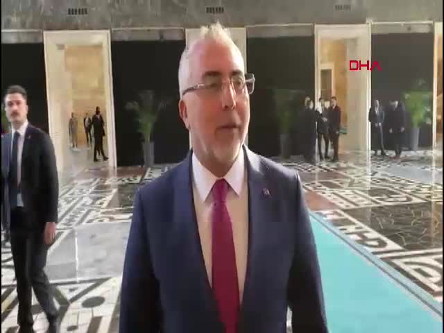 Çalışma Bakanı Vedat Işıkhan,