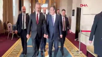 Cumhurbaşkanı Yardımcısı Cevdet Yılmaz ve