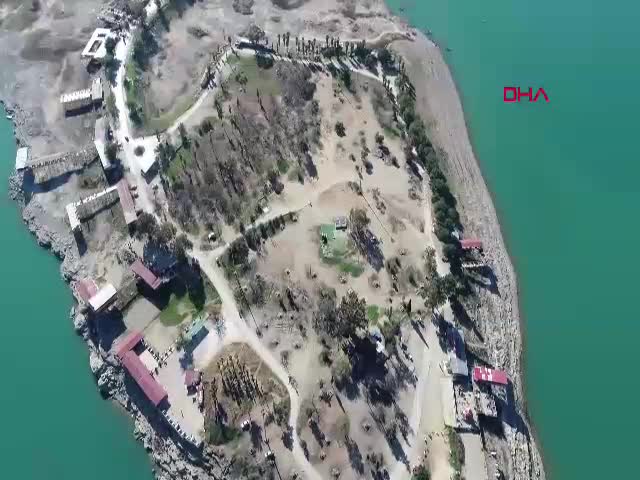 Adana'da Seyhan Baraj Gölü'ndeki