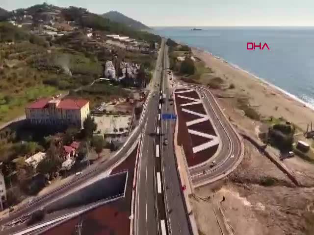 Ulaştırma Bakanı Abdulkadir Uraloğlu,