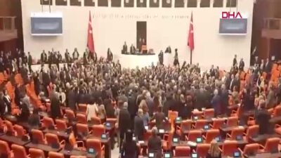 TBMM'de AK Parti ve CHP'li