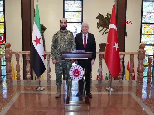 Milli Savunma Bakanı Yaşar