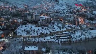 Tunceli'de etkili olan kar yağışı