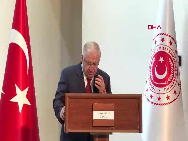 Milli Savunma Bakanı Yaşar